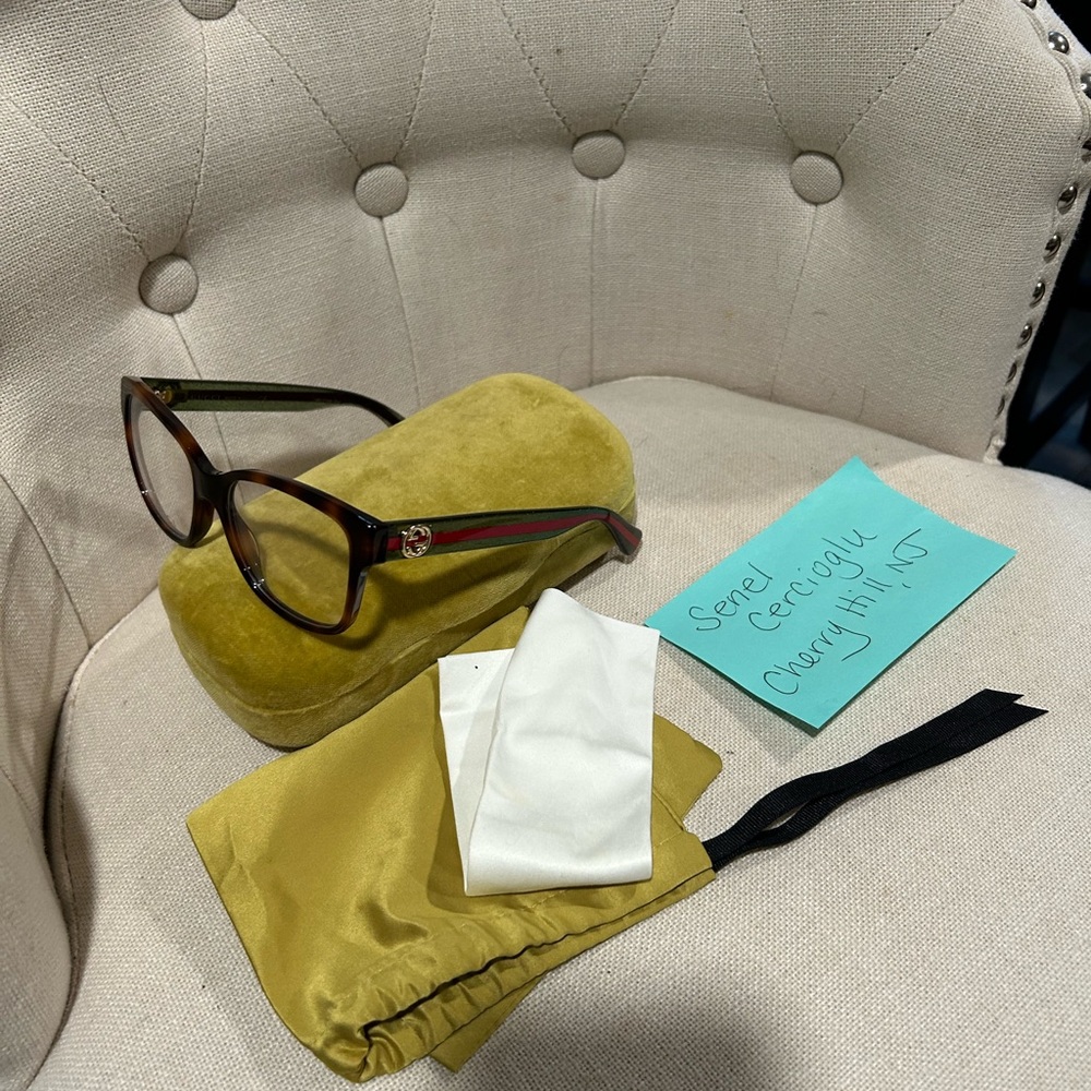 Authentic Gucci Red and Black Women's Optical Glasses - Picture 7 of 7